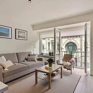  Appartement Spacious Apt Near The Beach In The Heart Of The Lively City Center Belgique